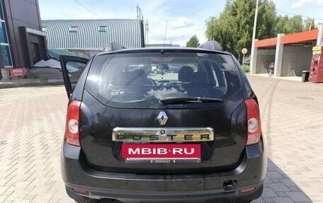 Renault Duster I рестайлинг, 2014 год, 800 000 рублей, 3 фотография