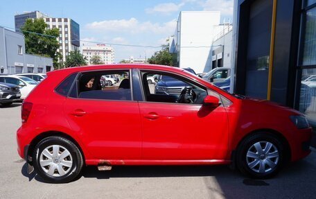 Volkswagen Polo VI (EU Market), 2011 год, 600 000 рублей, 4 фотография