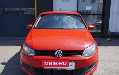 Volkswagen Polo VI (EU Market), 2011 год, 600 000 рублей, 2 фотография