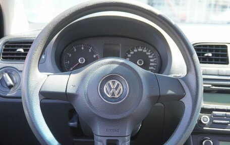 Volkswagen Polo VI (EU Market), 2011 год, 600 000 рублей, 12 фотография