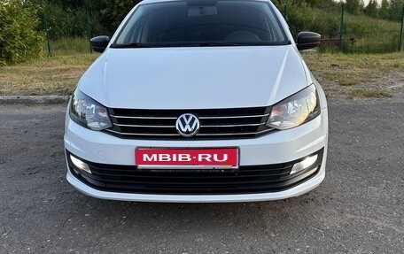 Volkswagen Polo VI (EU Market), 2018 год, 1 100 000 рублей, 1 фотография