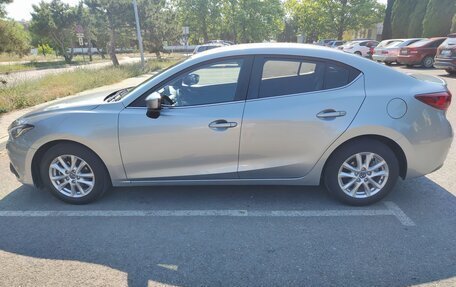 Mazda 3, 2015 год, 1 500 000 рублей, 2 фотография
