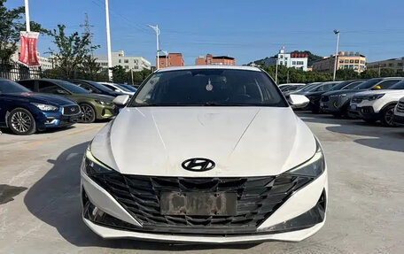 Hyundai Elantra, 2022 год, 1 596 000 рублей, 2 фотография