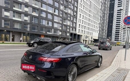 Mercedes-Benz E-Класс, 2018 год, 5 200 000 рублей, 3 фотография