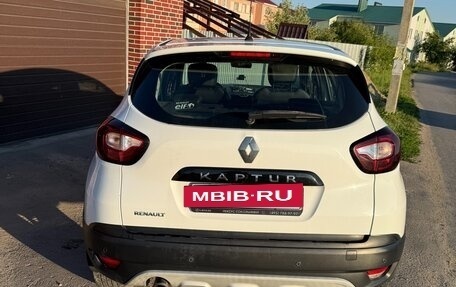 Renault Kaptur I рестайлинг, 2019 год, 999 000 рублей, 4 фотография