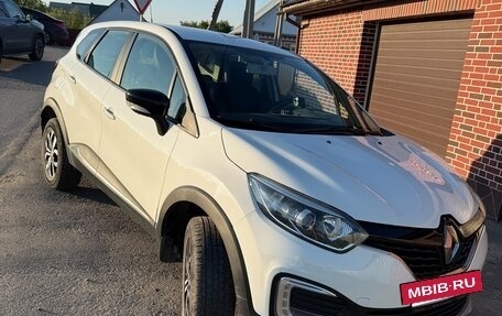 Renault Kaptur I рестайлинг, 2019 год, 999 000 рублей, 7 фотография