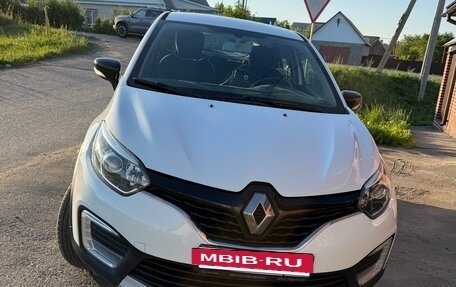 Renault Kaptur I рестайлинг, 2019 год, 999 000 рублей, 8 фотография