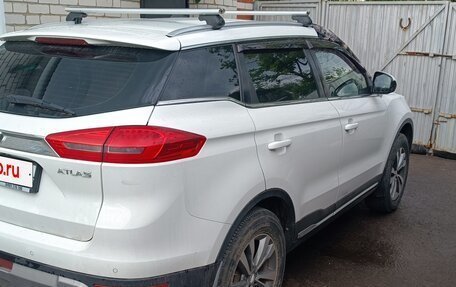 Geely Atlas I, 2018 год, 1 375 000 рублей, 4 фотография
