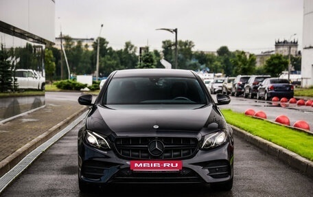 Mercedes-Benz E-Класс, 2019 год, 3 999 000 рублей, 5 фотография