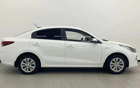 KIA Rio IV, 2017 год, 1 250 000 рублей, 10 фотография