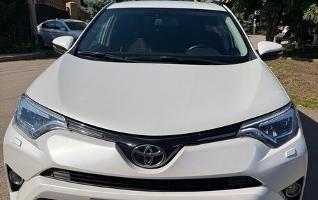 Toyota RAV4, 2018 год, 2 550 000 рублей, 1 фотография