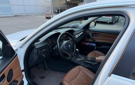 BMW 3 серия, 2011 год, 1 370 000 рублей, 13 фотография