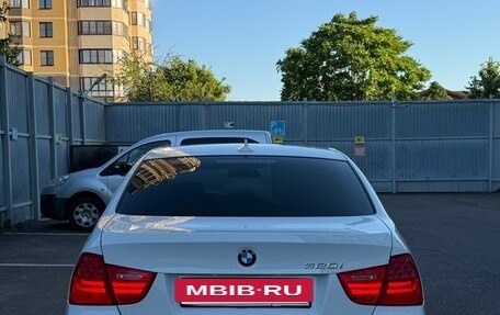 BMW 3 серия, 2011 год, 1 370 000 рублей, 12 фотография