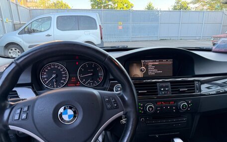 BMW 3 серия, 2011 год, 1 370 000 рублей, 17 фотография