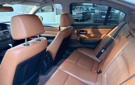 BMW 3 серия, 2011 год, 1 370 000 рублей, 16 фотография