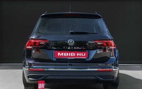 Volkswagen Tiguan II, 2021 год, 2 690 000 рублей, 5 фотография