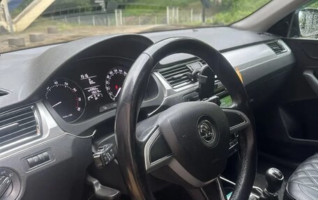 Skoda Rapid I, 2014 год, 800 000 рублей, 13 фотография