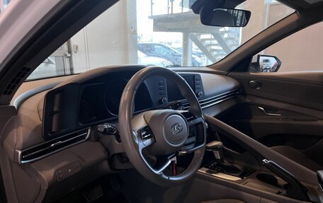 Hyundai Elantra, 2021 год, 2 060 000 рублей, 23 фотография