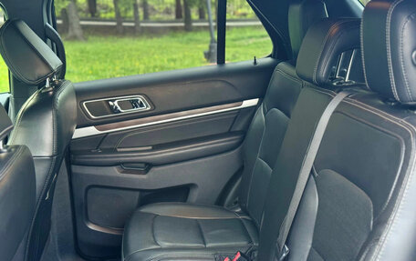 Ford Explorer VI, 2018 год, 2 480 000 рублей, 21 фотография