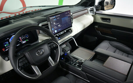 Toyota Sequoia, 2025 год, 13 900 000 рублей, 8 фотография