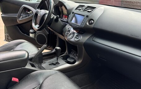 Toyota RAV4, 2011 год, 1 650 000 рублей, 18 фотография