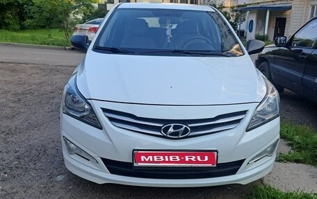 Hyundai Solaris II рестайлинг, 2014 год, 850 000 рублей, 1 фотография
