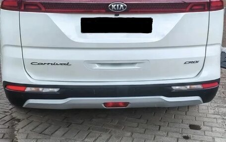 KIA Carnival, 2021 год, 3 100 000 рублей, 1 фотография