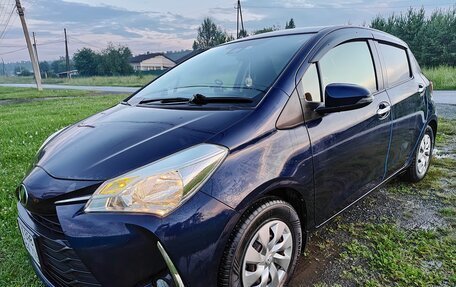 Toyota Vitz, 2018 год, 1 350 000 рублей, 2 фотография