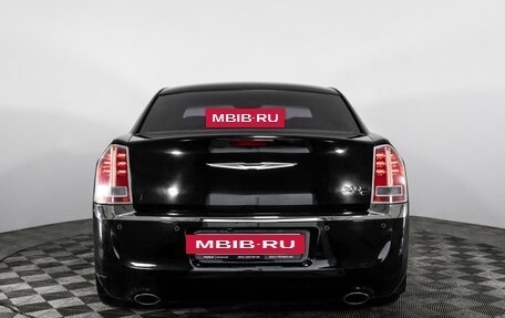 Chrysler 300C II, 2012 год, 1 399 000 рублей, 9 фотография