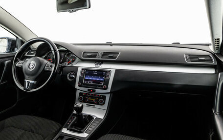 Volkswagen Passat B7, 2011 год, 780 000 рублей, 10 фотография