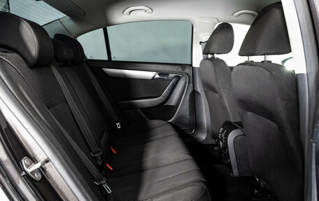 Volkswagen Passat B7, 2011 год, 780 000 рублей, 18 фотография