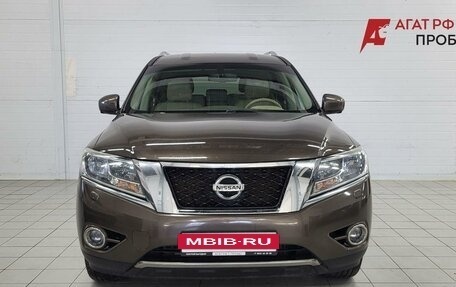 Nissan Pathfinder, 2014 год, 1 820 000 рублей, 2 фотография