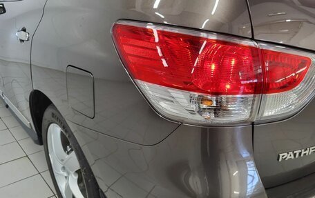 Nissan Pathfinder, 2014 год, 1 820 000 рублей, 10 фотография