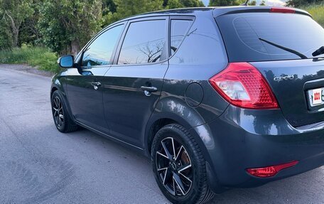 KIA cee'd I рестайлинг, 2011 год, 850 000 рублей, 3 фотография