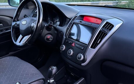 KIA cee'd I рестайлинг, 2011 год, 850 000 рублей, 7 фотография