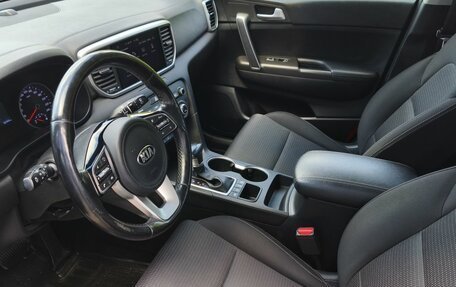 KIA Sportage IV рестайлинг, 2020 год, 2 450 000 рублей, 16 фотография