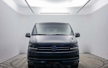 Volkswagen Caravelle T6 рестайлинг, 2016 год, 2 745 000 рублей, 2 фотография