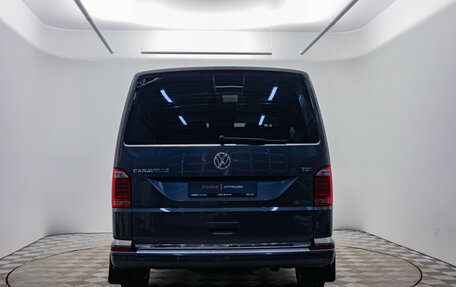 Volkswagen Caravelle T6 рестайлинг, 2016 год, 2 745 000 рублей, 5 фотография