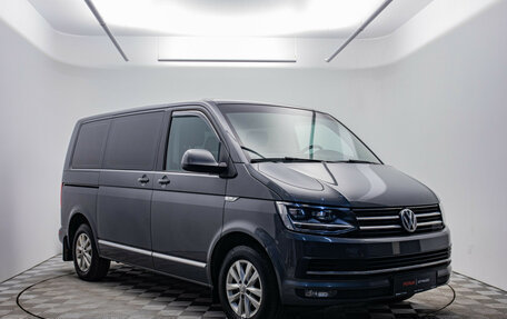 Volkswagen Caravelle T6 рестайлинг, 2016 год, 2 745 000 рублей, 3 фотография