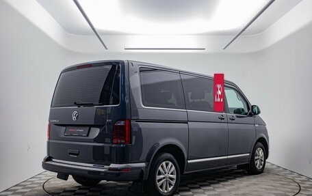 Volkswagen Caravelle T6 рестайлинг, 2016 год, 2 745 000 рублей, 4 фотография