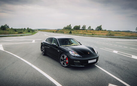 Porsche Panamera II рестайлинг, 2012 год, 3 250 000 рублей, 1 фотография