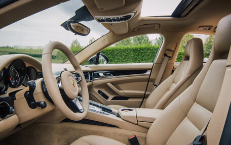 Porsche Panamera II рестайлинг, 2012 год, 3 250 000 рублей, 12 фотография