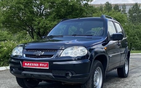 Chevrolet Niva I рестайлинг, 2011 год, 445 000 рублей, 1 фотография