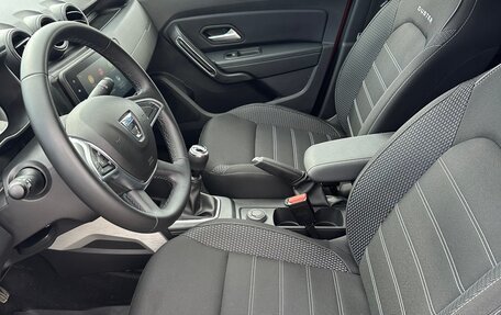Dacia Duster II, 2022 год, 2 035 000 рублей, 8 фотография