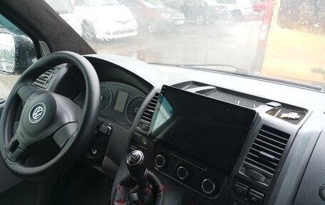 Volkswagen Transporter T5 рестайлинг, 2011 год, 1 300 000 рублей, 2 фотография
