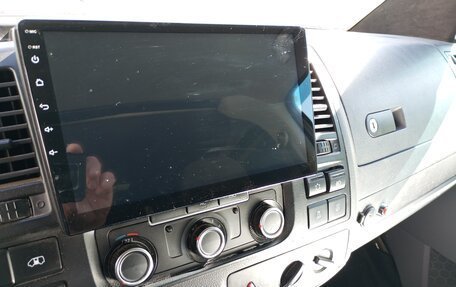 Volkswagen Transporter T5 рестайлинг, 2011 год, 1 300 000 рублей, 12 фотография
