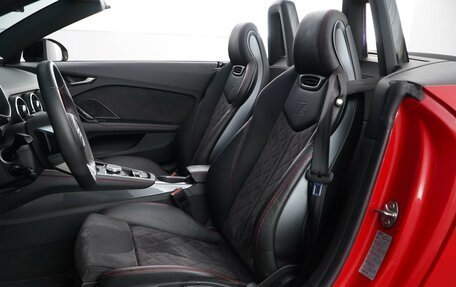 Audi TT, 2019 год, 4 800 000 рублей, 9 фотография