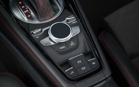 Audi TT, 2019 год, 4 800 000 рублей, 17 фотография