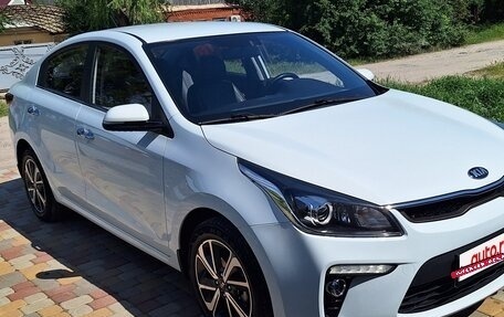 KIA Rio IV, 2018 год, 1 510 000 рублей, 3 фотография