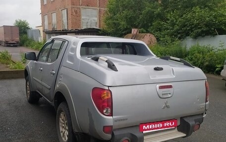 Mitsubishi L200 IV рестайлинг, 2012 год, 1 520 000 рублей, 3 фотография